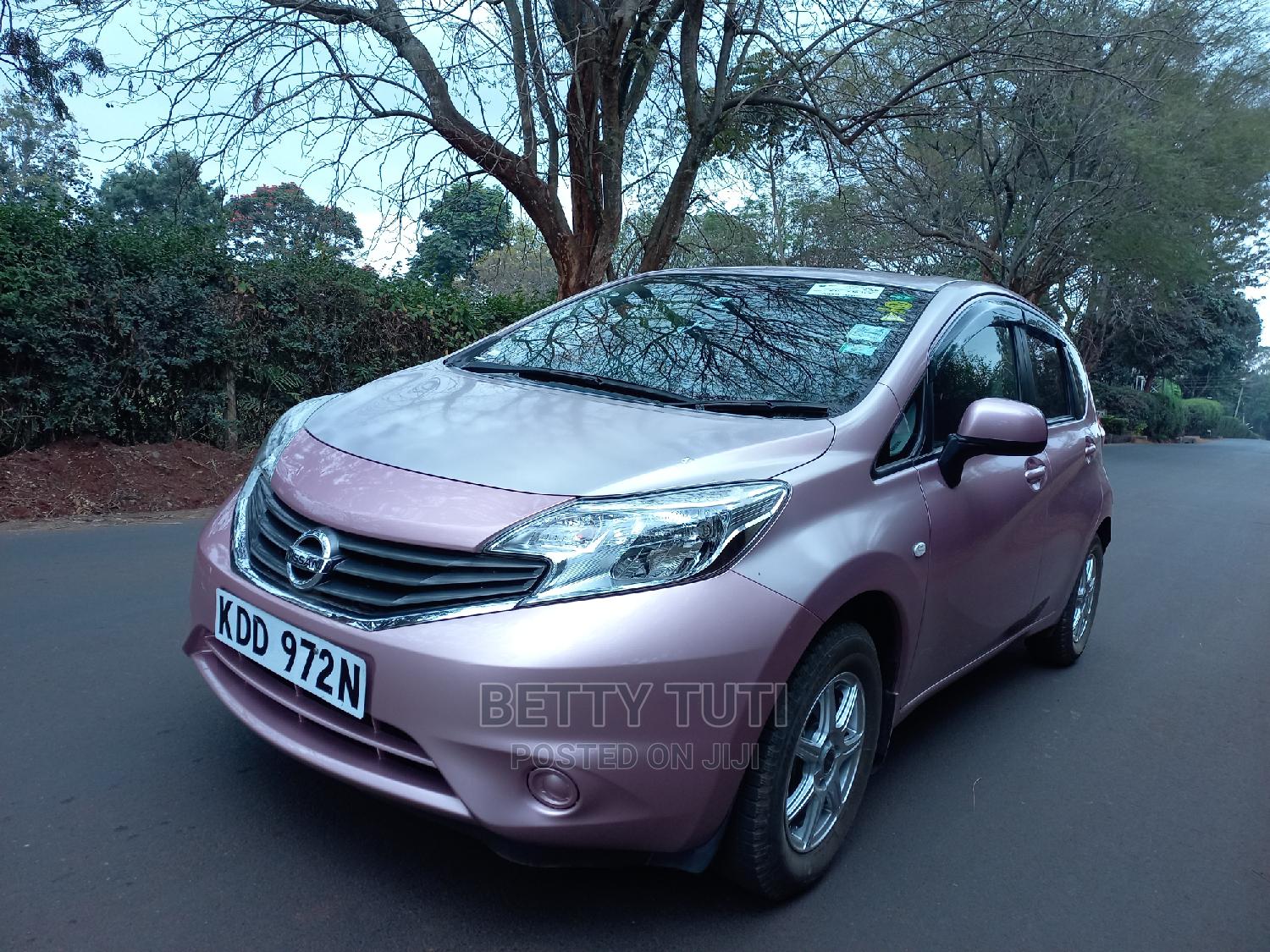 Nissan Note 2014 Pink