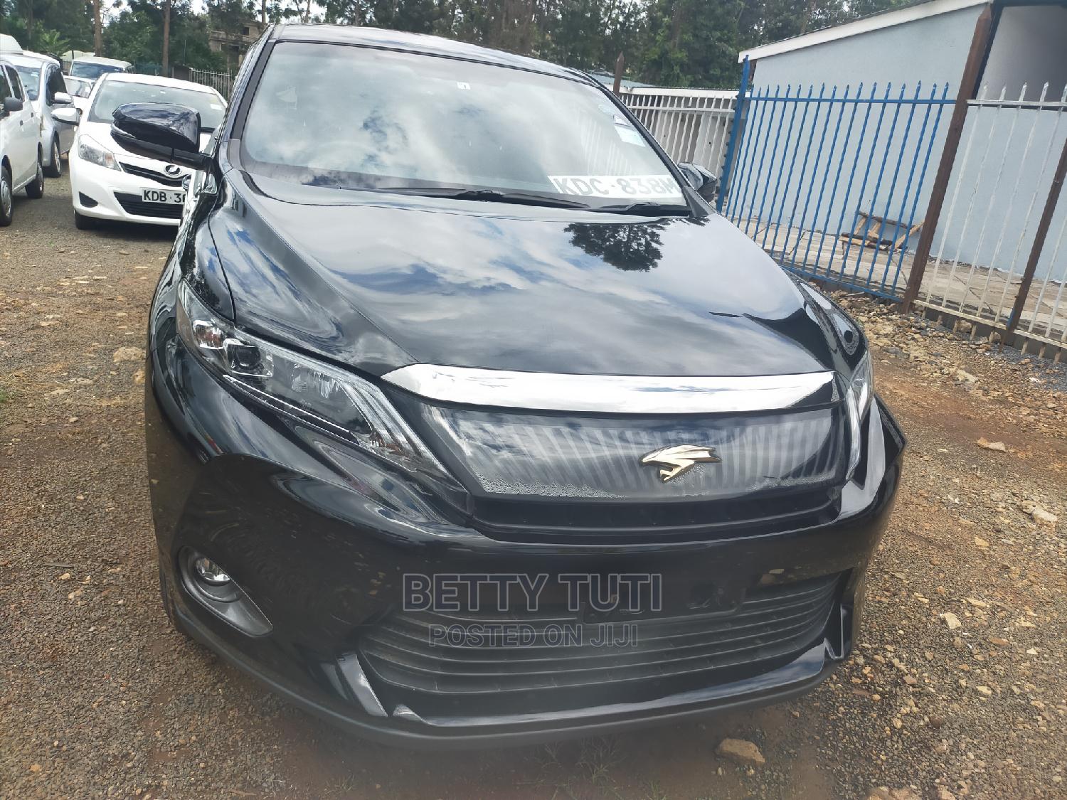 Toyota Harrier 2014 2.0 4WD Black